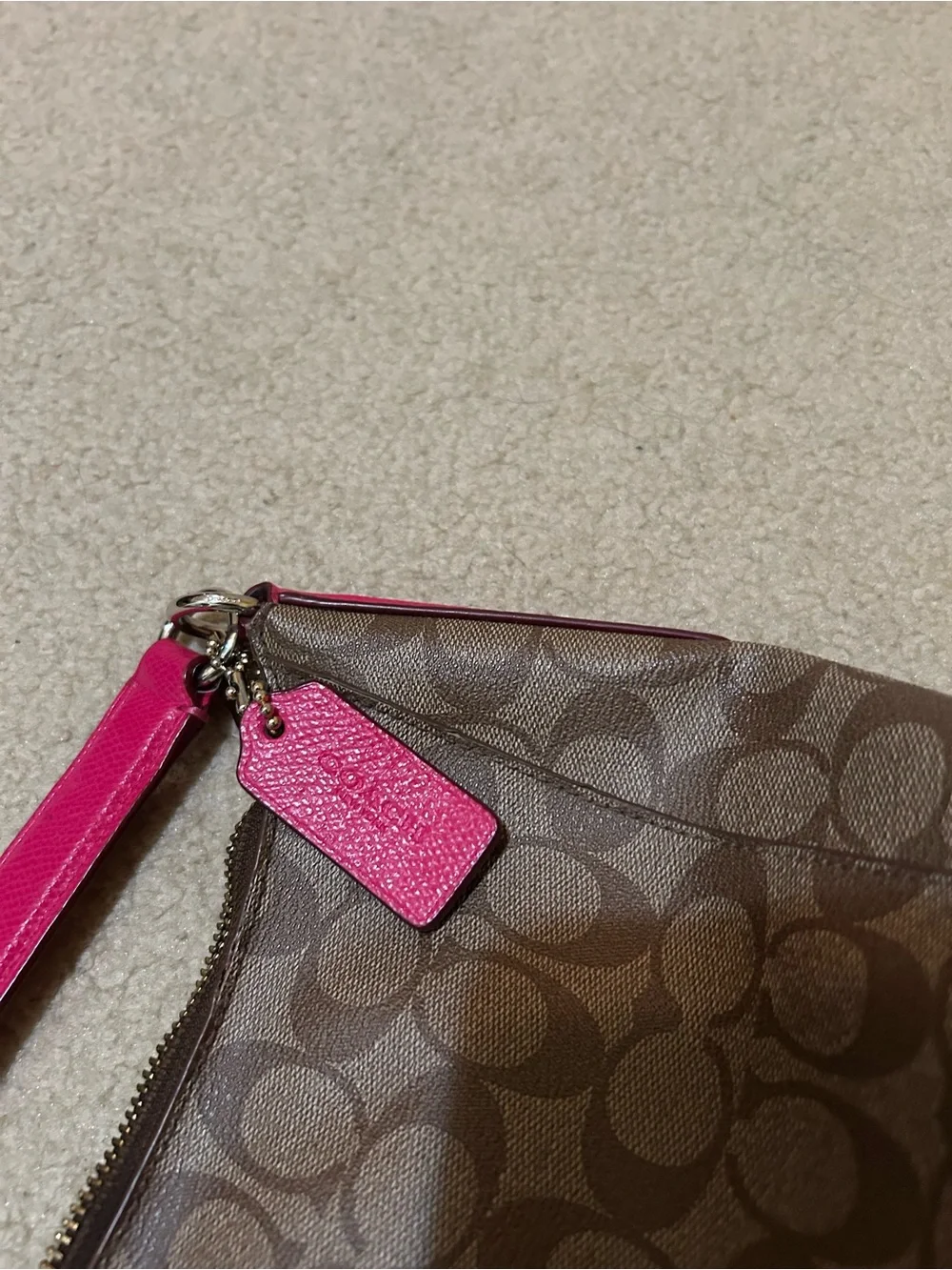 COACH CELESTE EAST-WEST HOBO SIGNATURE KHAKI PINK top handle bag